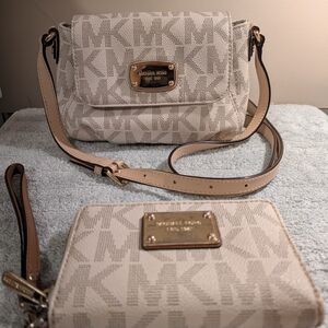 Michael Kors Beige and Tan Crossbody Bag Set